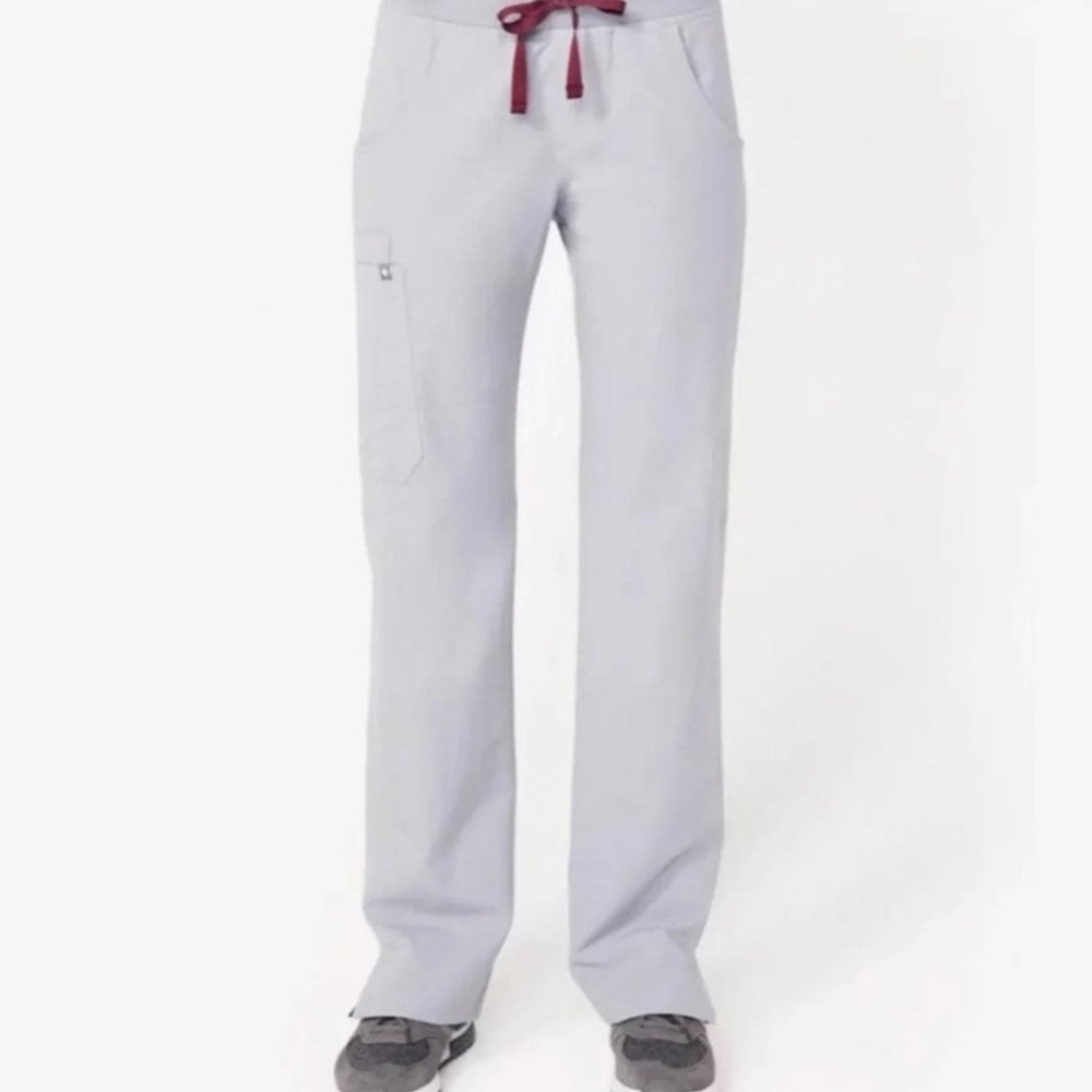 NWOT Figs Small Cement Kade Cargo Scrub Pants